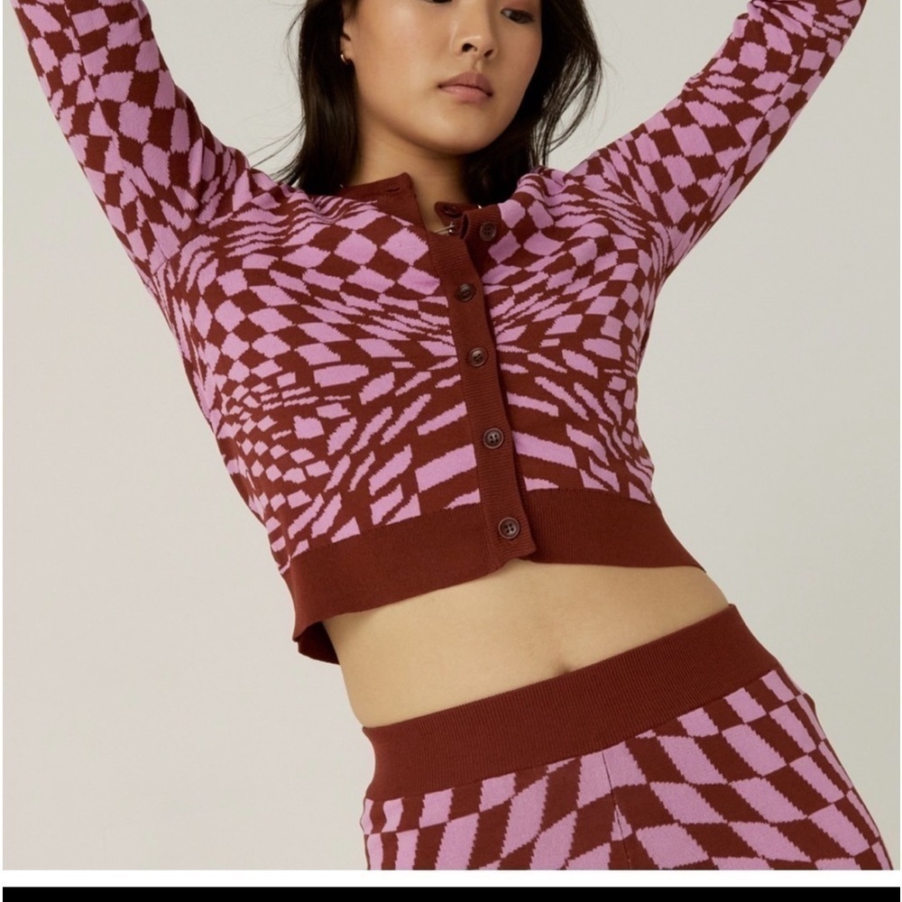 Daydreamer Magenta Wave Abstract Checkered Button Front Cardigan Sweater NWT
